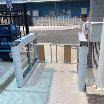 小摆闸
